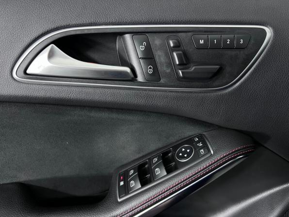 Mercedes-Benz GLA I (X156) с пробегом 2016 года, цена 2 055 000 рублей, 111035 км, внедорожник, Автокод Объявления