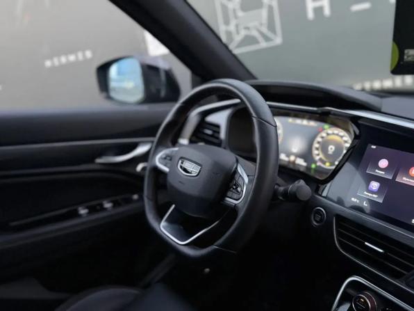 Geely Tugella I Рестайлинг с пробегом 2022 года, цена 2 750 000 рублей, 27408 км, внедорожник, Автокод Объявления