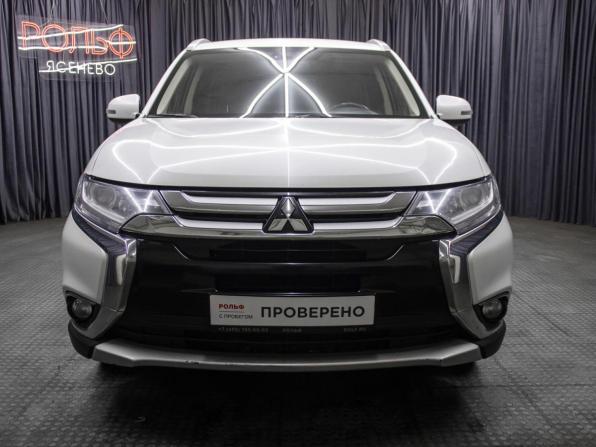 Mitsubishi Outlander III Рестайлинг 2 с пробегом 2015 года, цена 1 498 000 рублей, 230000 км, внедорожник, Автокод Объявления