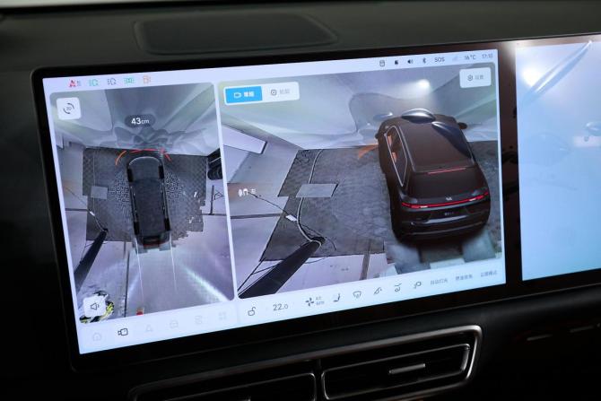 Новый Li Auto (Lixiang) L9 I Рестайлинг 2025 года, цена 11 790 000 рублей, внедорожник, Автокод Объявления