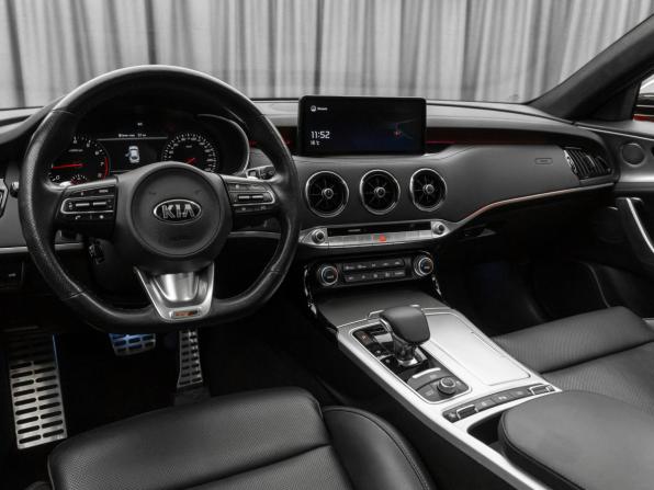 Kia Stinger I Рестайлинг с пробегом 2021 года, цена 3 560 000 рублей, 67580 км, лифтбек, Автокод Объявления