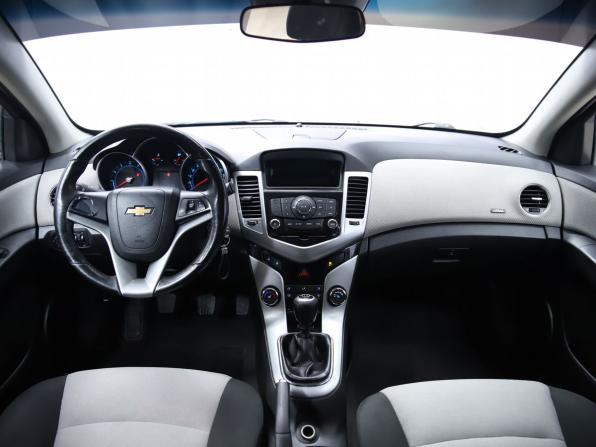 Chevrolet Cruze I Рестайлинг с пробегом 2012 года, цена 650 000 рублей, 155862 км, хэтчбек, Автокод Объявления