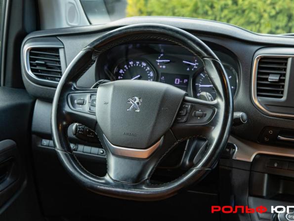 Peugeot Traveller I с пробегом 2021 года, цена 2 288 000 рублей, 247536 км, минивэн, Автокод Объявления