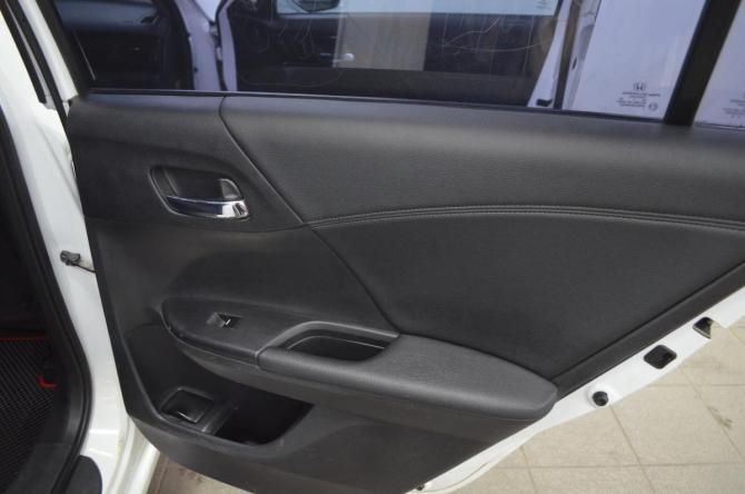 Honda Accord IX с пробегом 2013 года, цена 1 280 000 рублей, 292000 км, седан, Автокод Объявления