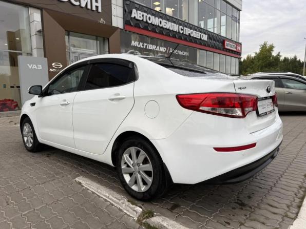 Kia Rio III Рестайлинг с пробегом 2016 года, цена 999 750 рублей, 164595 км, седан, Автокод Объявления
