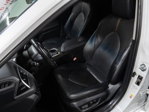 Toyota Camry VIII (XV70) с пробегом 2018 года, цена 2 890 000 рублей, 66284 км, седан, Автокод Объявления
