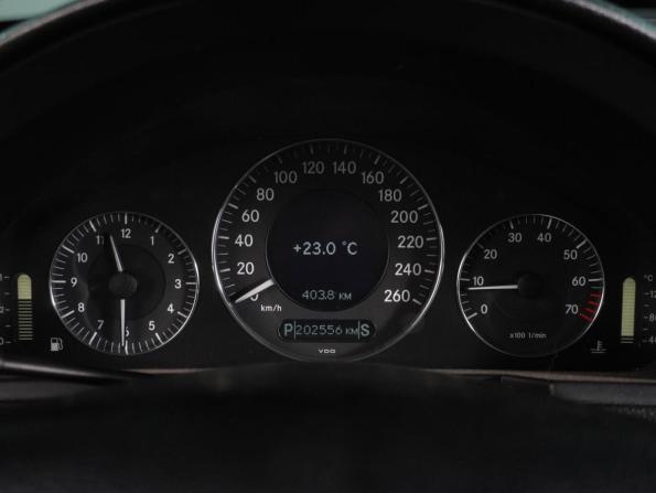 Mercedes-Benz E-Класс III (W211 S211) Рестайлинг с пробегом 2008 года, цена 1 049 000 рублей, 202556 км, седан, Автокод Объявления