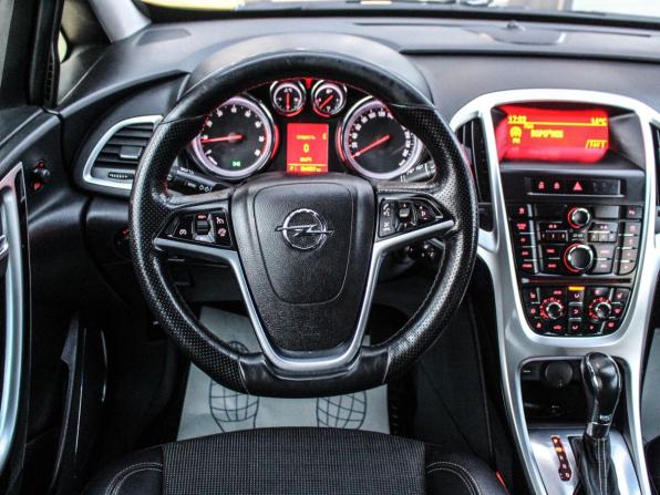 Opel Astra J Рестайлинг с пробегом 2012 года, цена 856 000 рублей, 154995 км, хэтчбек, Автокод Объявления