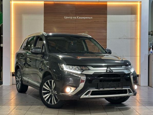 Mitsubishi Outlander III Рестайлинг 3 с пробегом 2020 года, цена 2 249 990 рублей, 158475 км, внедорожник, Автокод Объявления