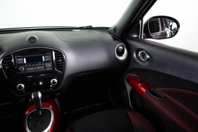 Nissan Juke I с пробегом 2012 года, цена 1 049 000 рублей, 88000 км, внедорожник, Автокод Объявления