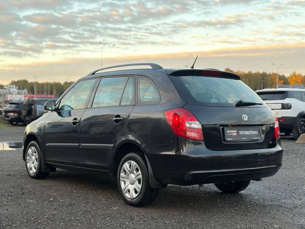 Skoda Fabia II Рестайлинг с пробегом 2011 года, цена 585 000 рублей, 128399 км, универсал, Автокод Объявления