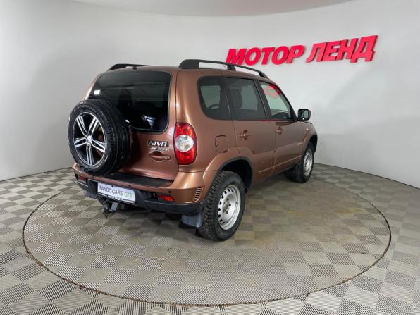 Chevrolet Niva I Рестайлинг с пробегом 2017 года, цена 743 000 рублей, 59962 км, внедорожник, Автокод Объявления