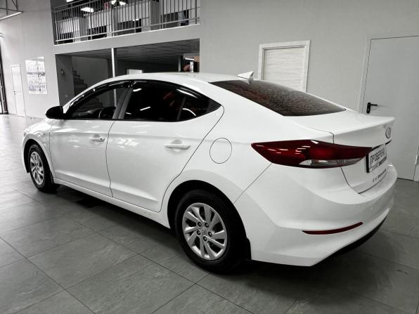 Hyundai Elantra VI (AD) с пробегом 2017 года, цена 1 290 001 рубль, 173500 км, седан, Автокод Объявления