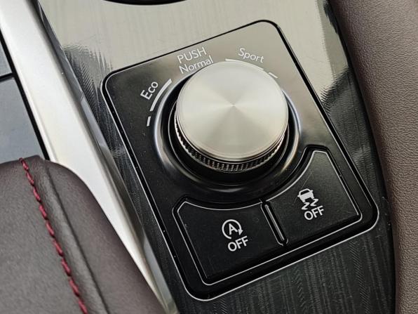 Lexus RX IV Рестайлинг с пробегом 2022 года, цена 6 195 000 рублей, 54275 км, внедорожник, Автокод Объявления