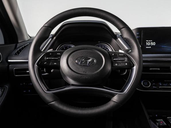 Hyundai Sonata VIII (DN8) с пробегом 2019 года, цена 2 330 000 рублей, 100598 км, седан, Автокод Объявления