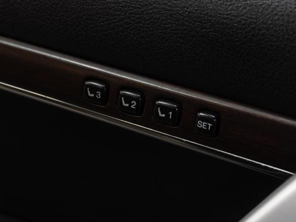 Toyota Land Cruiser 200 Series Рестайлинг 2 с пробегом 2016 года, цена 5 779 000 рублей, 113203 км, внедорожник, Автокод Объявления