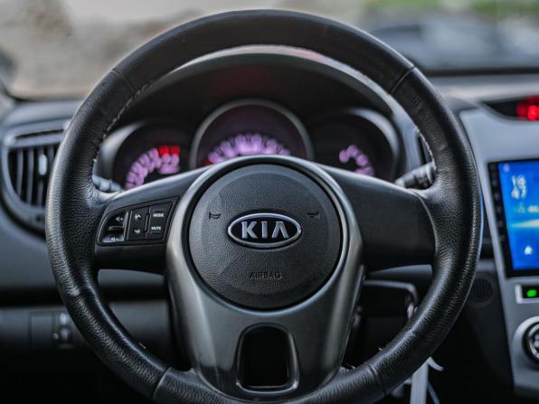 Kia Cerato II с пробегом 2011 года, цена 550 000 рублей, 261465 км, хэтчбек, Автокод Объявления