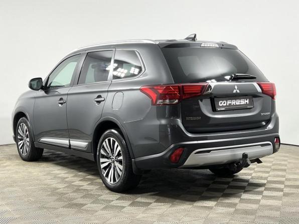 Mitsubishi Outlander III Рестайлинг 3 с пробегом 2019 года, цена 2 425 200 рублей, 111030 км, внедорожник, Автокод Объявления