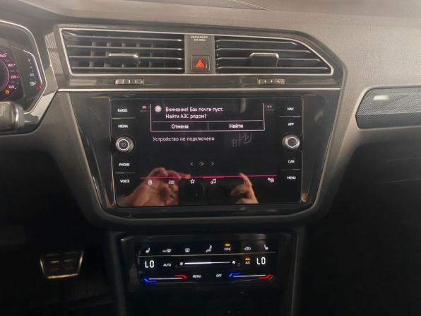Volkswagen Tiguan II Рестайлинг с пробегом 2021 года, цена 3 020 000 рублей, 51177 км, внедорожник, Автокод Объявления