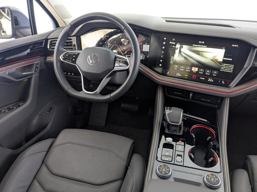 Volkswagen Touareg III Рестайлинг Москва  - изображение 17