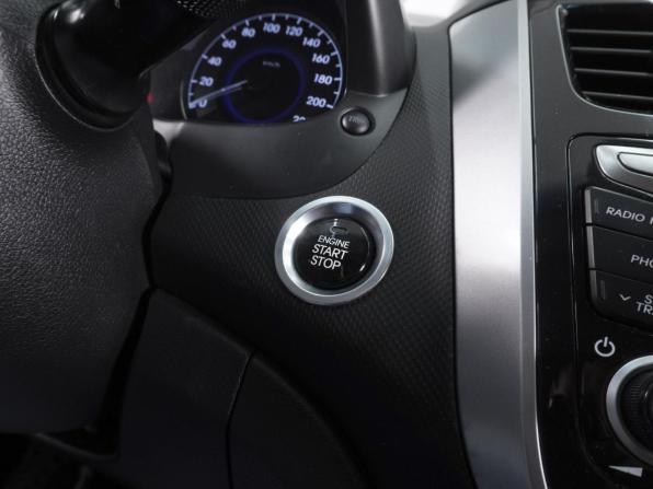 Hyundai Solaris I Рестайлинг с пробегом 2016 года, цена 1 349 000 рублей, 91390 км, хэтчбек, Автокод Объявления