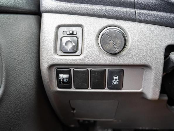 Mitsubishi L200 V с пробегом 2015 года, цена 1 910 000 рублей, 258854 км, offers.body_type.unknown, Автокод Объявления