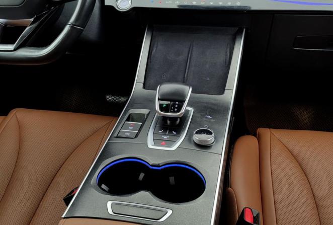 Omoda C5 I с пробегом 2023 года, цена 1 760 000 рублей, 99536 км, внедорожник, Автокод Объявления