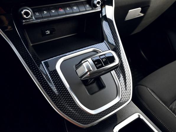 Haval M6 II с пробегом 2024 года, цена 1 715 000 рублей, 43090 км, внедорожник, Автокод Объявления