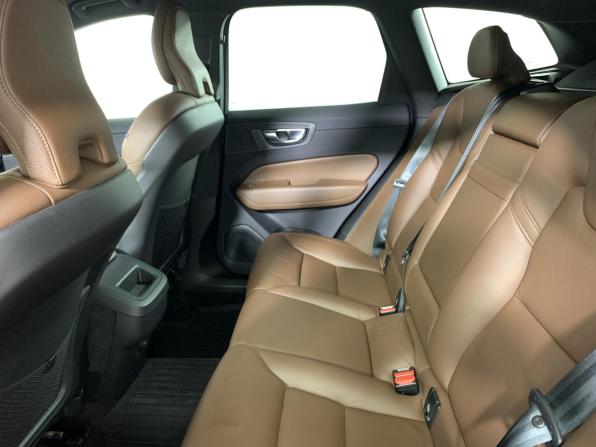 Volvo XC60 II с пробегом 2021 года, цена 3 995 000 рублей, 62944 км, внедорожник, Автокод Объявления