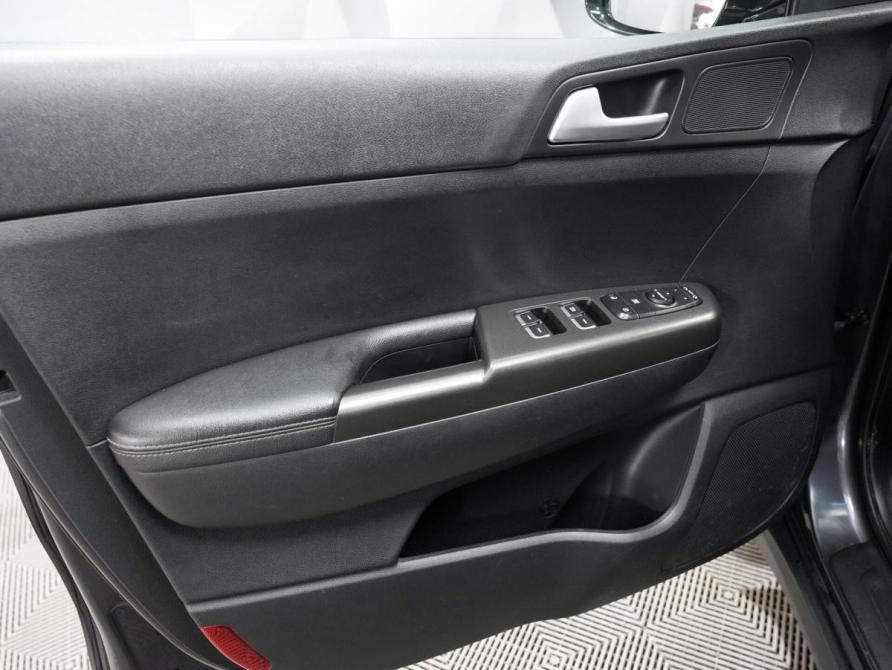 Kia Sportage IV Ульяновск  - изображение 15