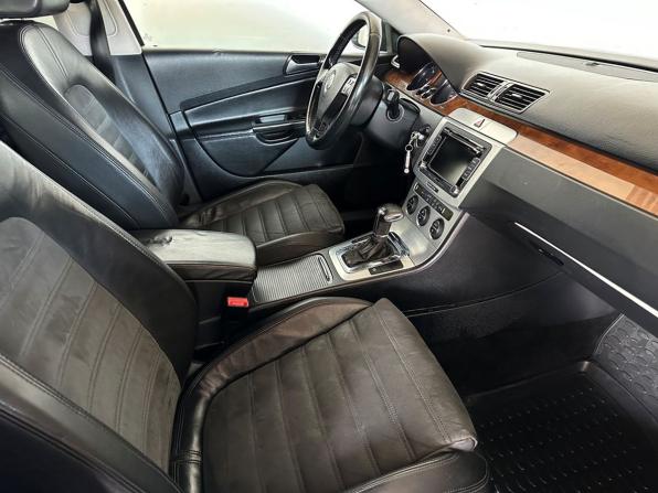Volkswagen Passat B6 с пробегом 2008 года, цена 600 000 рублей, 333600 км, седан, Автокод Объявления