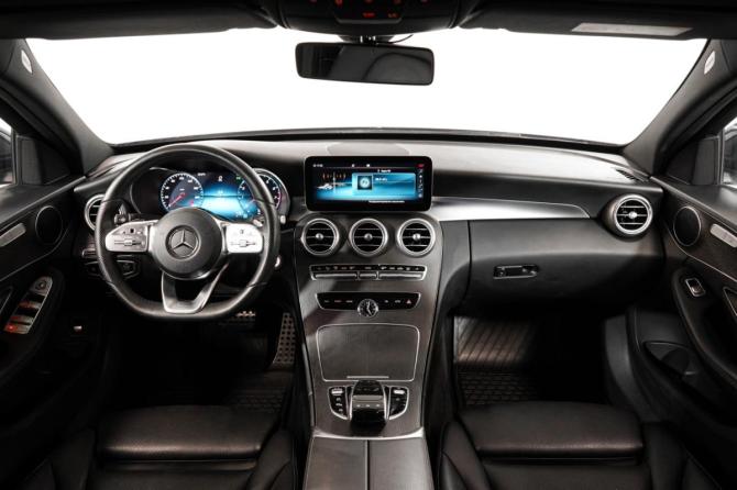 Mercedes-Benz C-Класс IV (W205) Рестайлинг с пробегом 2019 года, цена 3 200 000 рублей, 82900 км, седан, Автокод Объявления