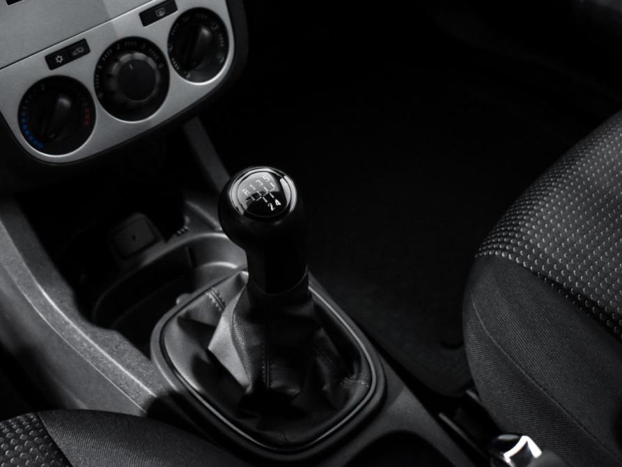 Opel Corsa D Рестайлинг II Санкт-Петербург  - изображение 12