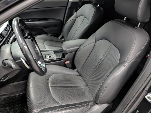 Kia Optima IV Рестайлинг с пробегом 2018 года, цена 2 355 000 рублей, 46841 км, седан, Автокод Объявления