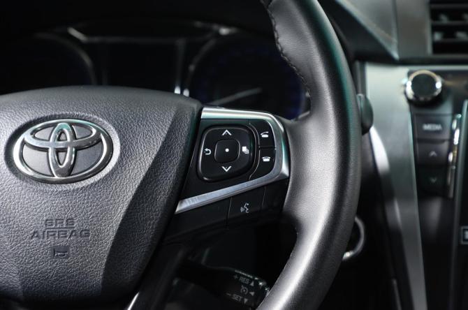 Toyota Camry VII (XV50) Рестайлинг с пробегом 2016 года, цена 2 149 000 рублей, 220000 км, седан, Автокод Объявления
