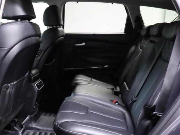 Hyundai Santa Fe IV Рестайлинг с пробегом 2022 года, цена 4 345 000 рублей, 28000 км, внедорожник, Автокод Объявления