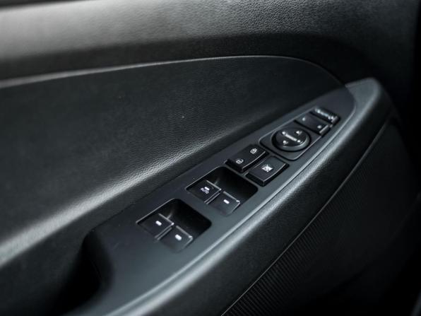 Hyundai Tucson III с пробегом 2018 года, цена 1 710 000 рублей, 133971 км, внедорожник, Автокод Объявления