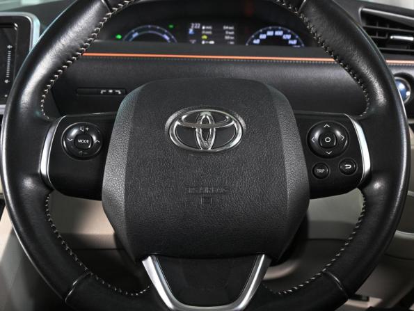 Toyota Sienta II с пробегом 2017 года, цена 1 239 000 рублей, 174465 км, компактвэн, Автокод Объявления