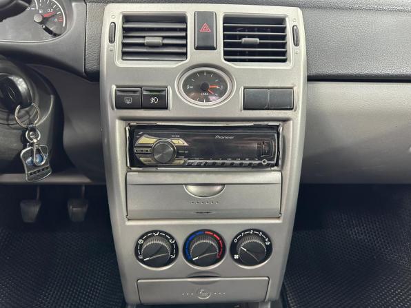 Lada (ВАЗ) Priora I с пробегом 2012 года, цена 375 000 рублей, 143300 км, седан, Автокод Объявления