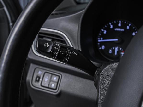 Hyundai Solaris II с пробегом 2018 года, цена 1 622 000 рублей, 105068 км, седан, Автокод Объявления