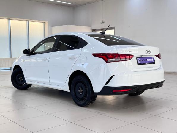 Hyundai Solaris II Рестайлинг с пробегом 2020 года, цена 1 190 000 рублей, 193051 км, седан, Автокод Объявления