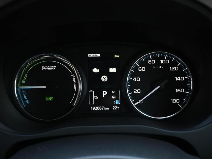 Mitsubishi Outlander III Рестайлинг 2 Новороссийск  - изображение 16