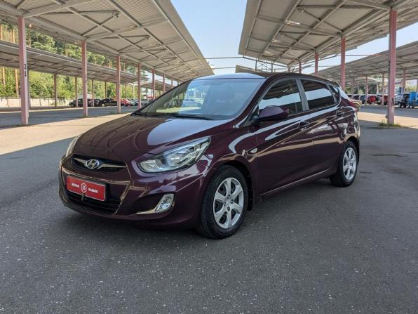 Hyundai Solaris I с пробегом 2012 года, цена 909 900 рублей, 50600 км, хэтчбек, Автокод Объявления