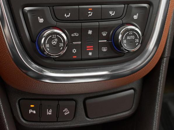 Opel Mokka I с пробегом 2013 года, цена 1 780 000 рублей, 14648 км, внедорожник, Автокод Объявления