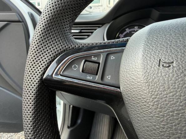 Skoda Octavia III (A7) Рестайлинг с пробегом 2019 года, цена 1 345 000 рублей, 219632 км, лифтбек, Автокод Объявления