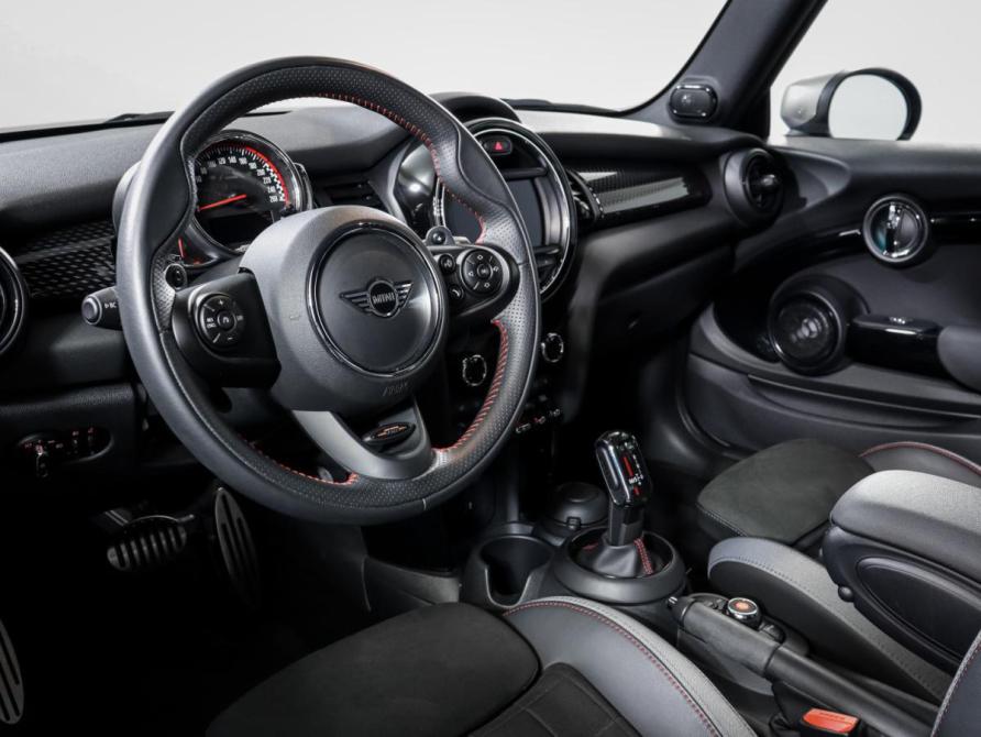 Mini Hatch III (F55/F56) Рестайлинг Москва  - изображение 14