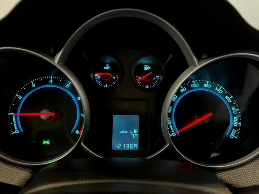 Chevrolet Cruze I Рестайлинг Москва  - изображение 6