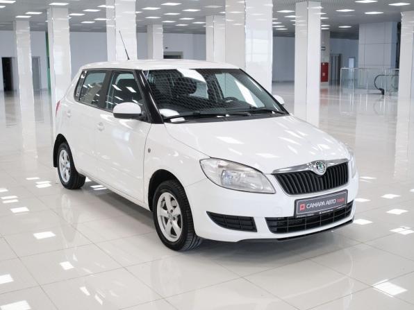 Skoda Fabia II Рестайлинг с пробегом 2011 года, цена 407 000 рублей, 201425 км, хэтчбек, Автокод Объявления