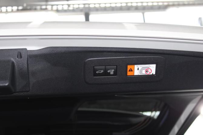 Toyota Land Cruiser Prado 250 Series с пробегом 2024 года, цена 8 400 000 рублей, 783 км, внедорожник, Автокод Объявления