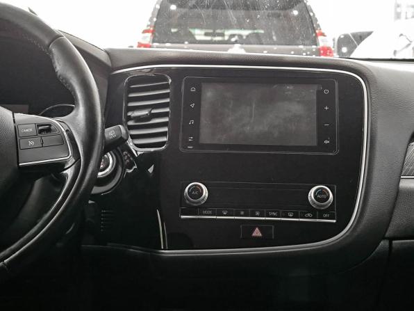 Mitsubishi Outlander III Рестайлинг 3 с пробегом 2020 года, цена 2 699 000 рублей, 46401 км, внедорожник, Автокод Объявления